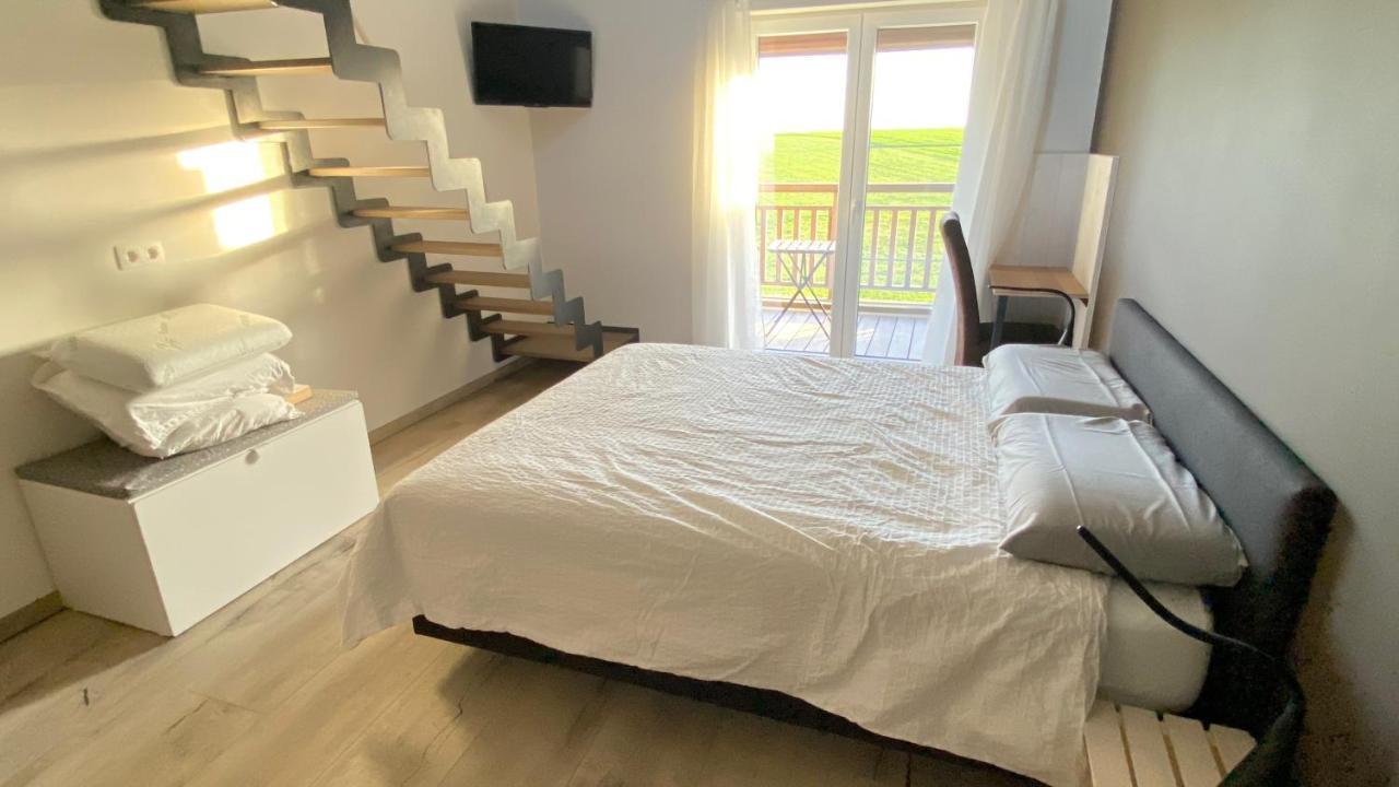 B&B Les Autres Sens Villers-la-Ville Exterior photo